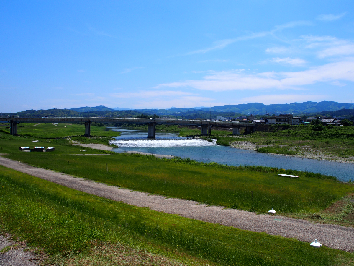 五條市を流れる吉野川